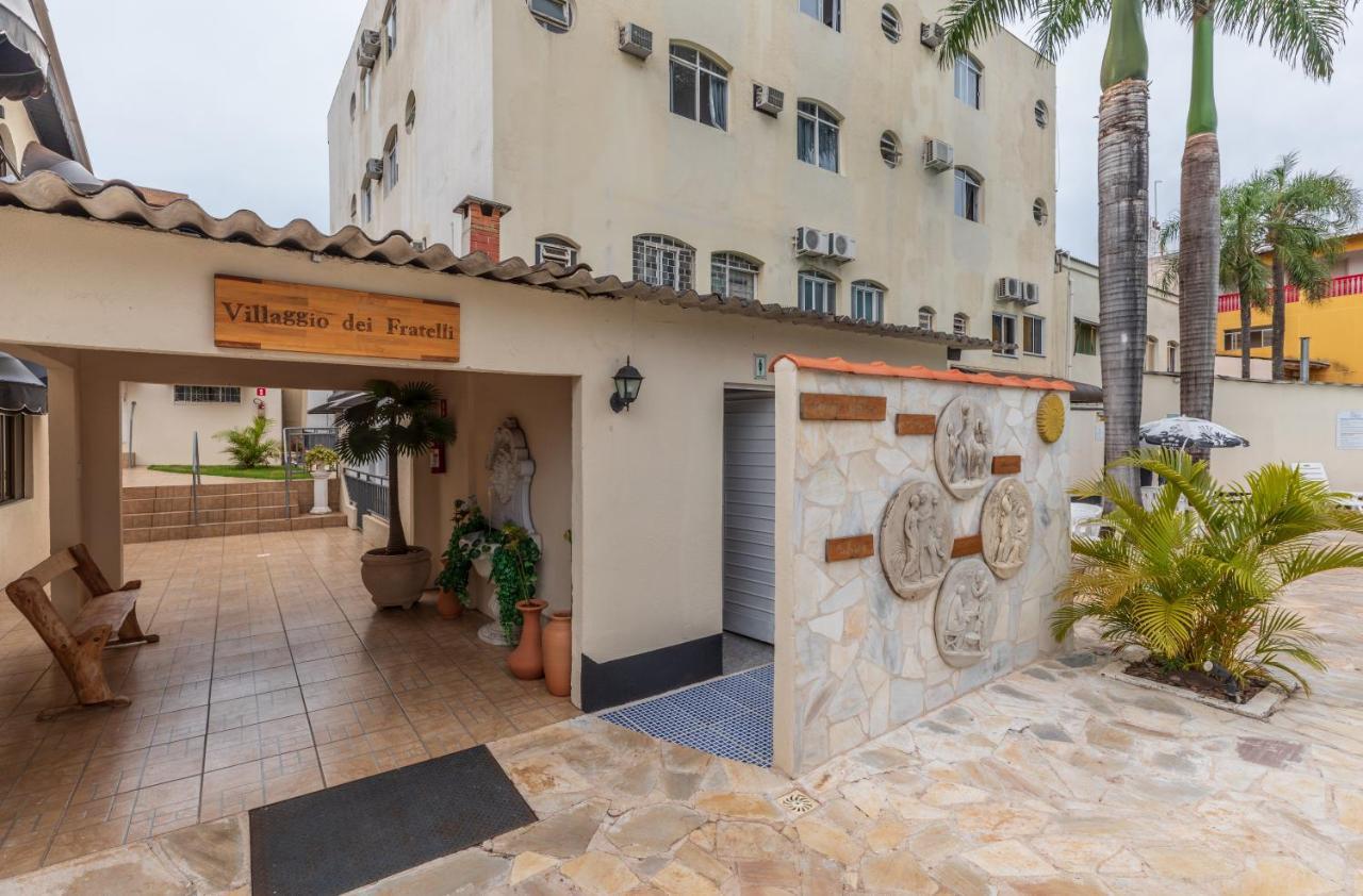 Iguassu Flats Hotel ฟอสดูอีกวาซู ภายนอก รูปภาพ
