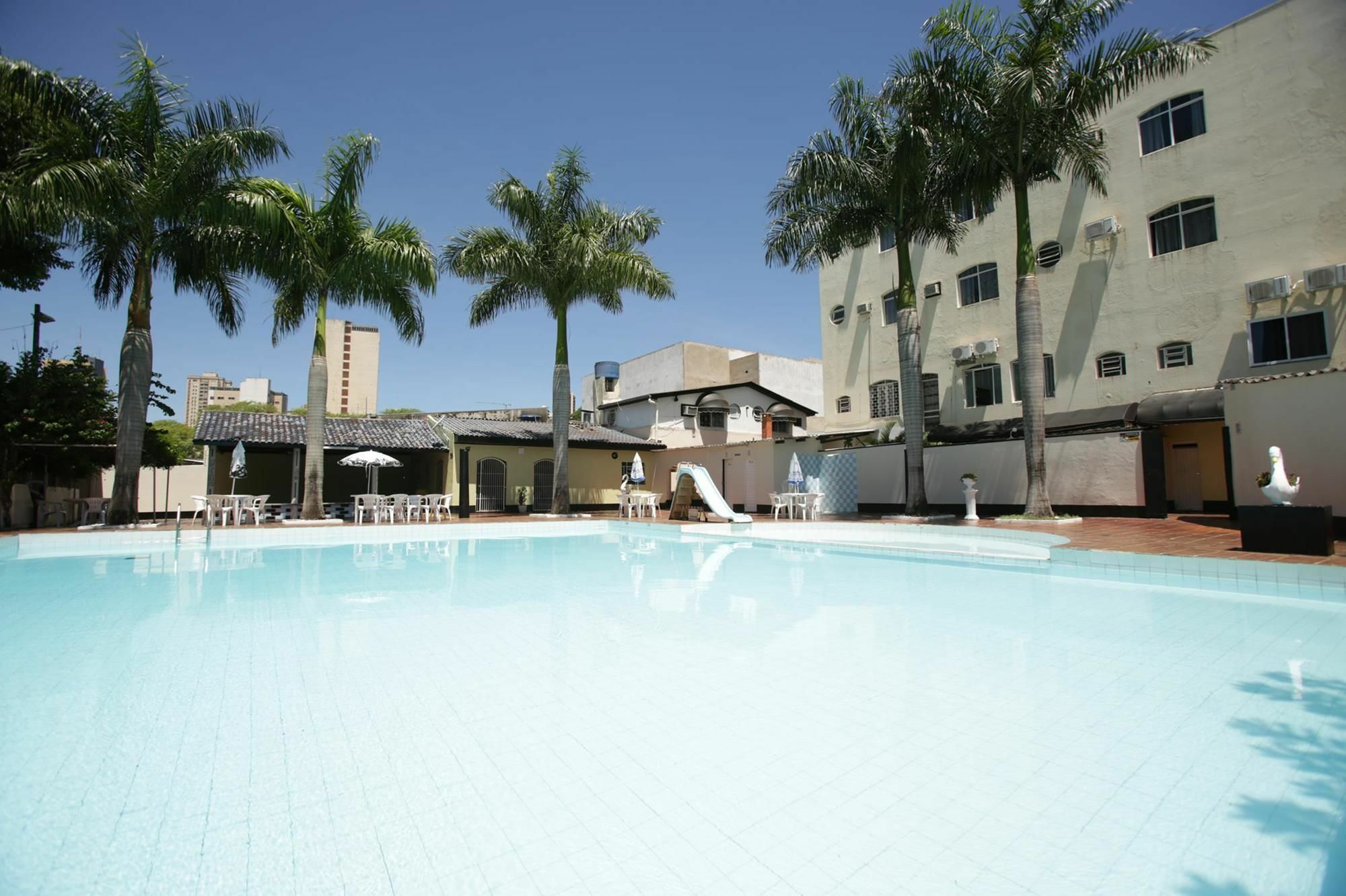 Iguassu Flats Hotel ฟอสดูอีกวาซู ภายนอก รูปภาพ